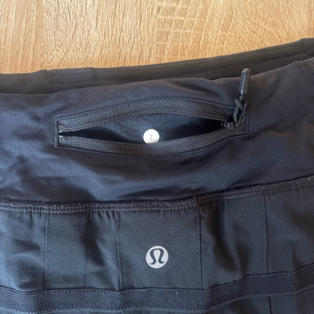 Lululemon skirt - Picture 2 of 3
